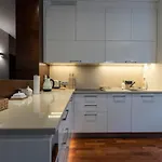 Atmospheric Apartment Victus Close To The Beach By Noclegi Renters